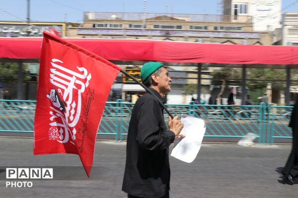 نبض اربعین در مشهد تپید؛ اجتماع باشکوه جاماندگان حسینی