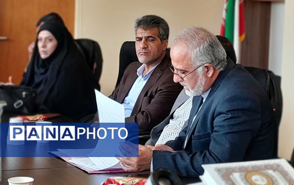 اولین جلسه شورای آموزش‌ و پرورش فارسان در سال ۱۴۰۴