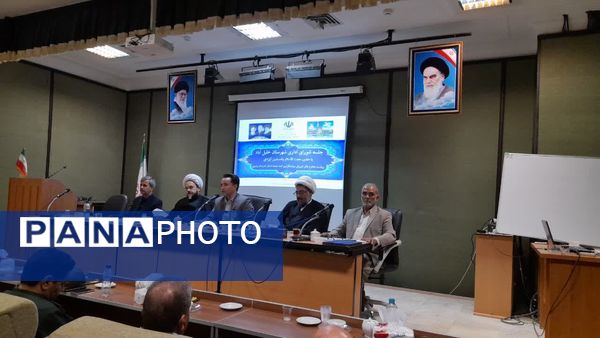 جلسه شورای اداری در شهرستان خلیل آباد