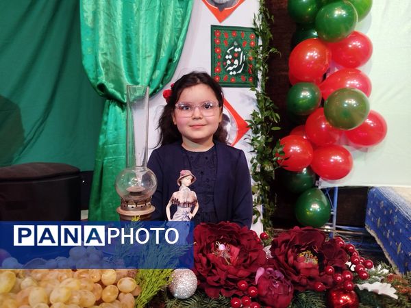 جشن بزرگ یلدا با عطر مادرانه در مجمع انصارالحسین