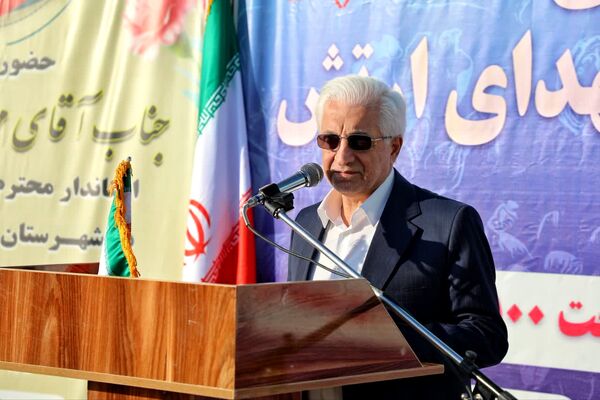 کلنگ زنی هنرستان شبانه‌روزی شهدا ارتش در شهرستان مانه 