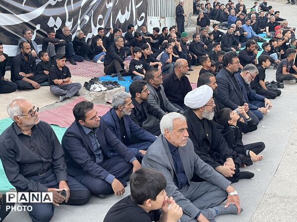 حضور امام جمعه و شهردار کاشمر در مراسم مقتل خوانی روستای طرق