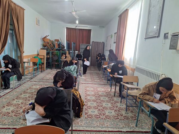 امتحانات نوبت اول در مدرسه برادران رحمانی خلیل آباد