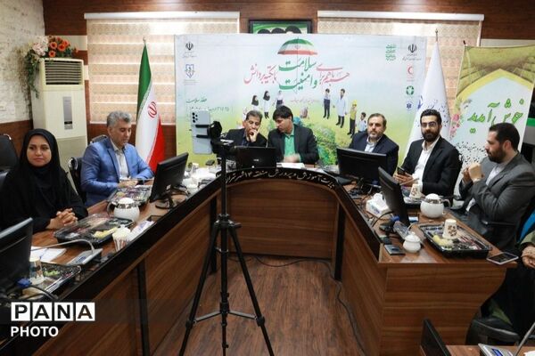 نشست برخط هفته سلامت با تأکید بر ارتقای سلامت دانش‌آموزان