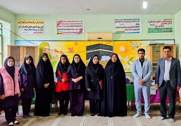 بازارچه کارآفرینی دبیرستان بعثت عنبرآباد