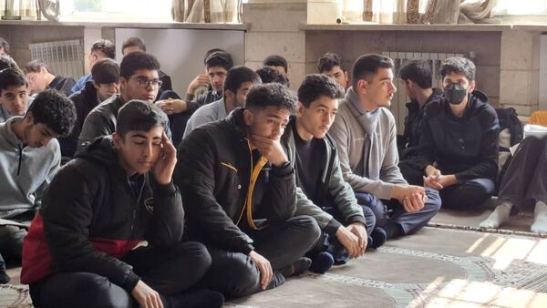 برگزاری یادواره شهید در دبیرستان دوره دوم شهید بهشتی سمنان 