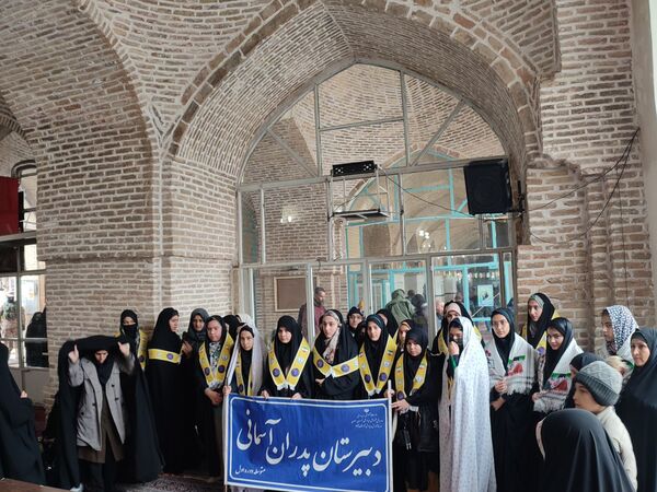 نمازجمعه عبادی و سیاسی هفته دوم بهمن ماه