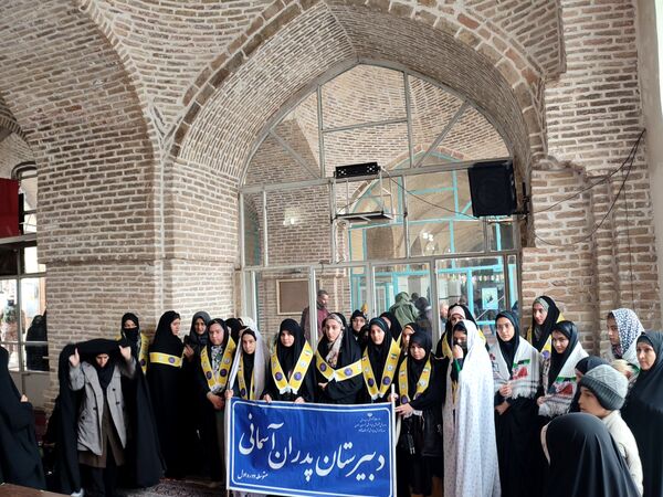 نمازجمعه عبادی و سیاسی هفته دوم بهمن ماه
