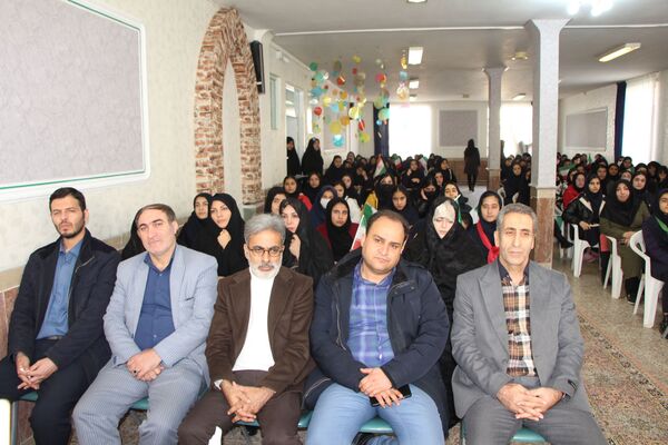 زنگ انقلاب در تبریز