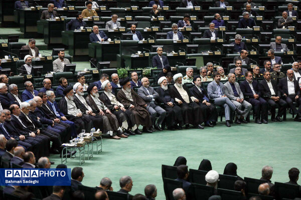 مراسم پاسداشت شهدای خدمت در مجلس