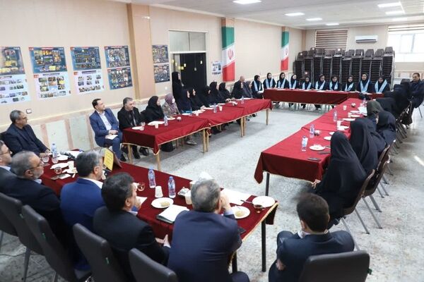 مطالبات بی‌واسطه شورای دانش‌آموزی مدرسه شهید مسافری تبریز با مسوولان وزارت آموزش و پرورش 
