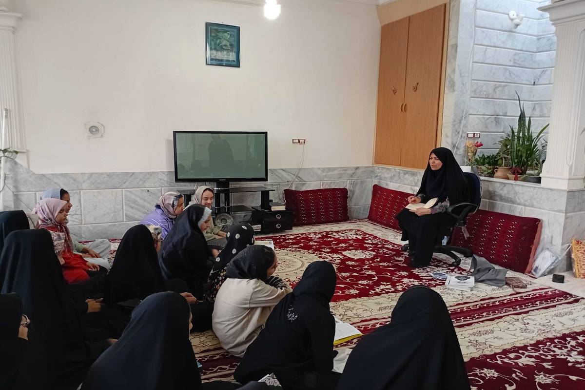 کلاس‌های اوقات فراغت دانش‌آموزان در روستای نقاب