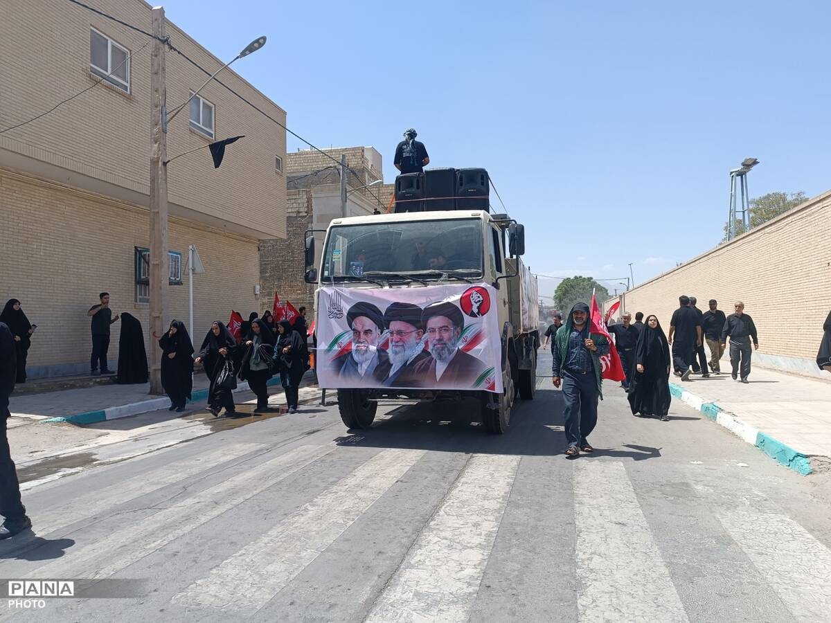 برپایی موکب‌ «جاماندگان عشاق الحسین» سازمان دانش‌آموزی یزد در نجف‌آباد