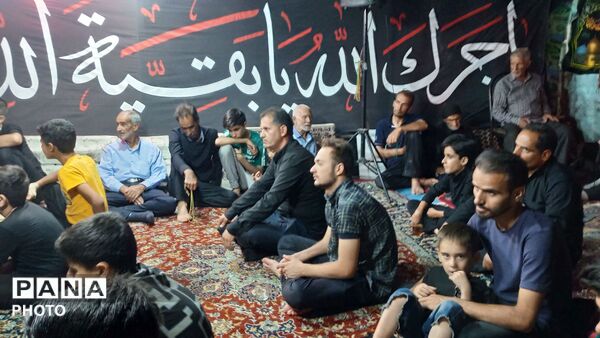 فدافن سیاه پوش شد