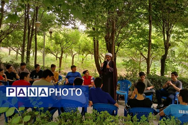 اردوی علمی، تربیتی دانش‌آموزان سمپاد ناحیه 2 شهرری 