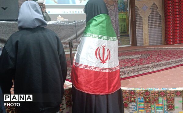 نشست تبیینی اعضای شورای دانش آموزی نواحی مشهد