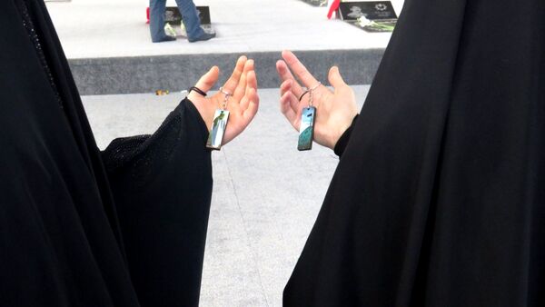 غبارروبی گلزار شهدا بن