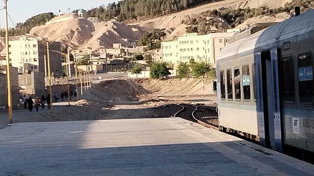 آغاز پیش‌فروش بلیت قطار برای نیمه اول خرداد از فردا