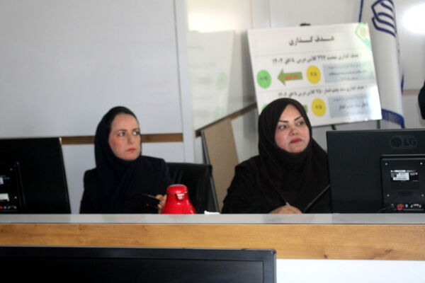 نشست خبری مدیرکل نوسازی مدارس استان بوشهر 