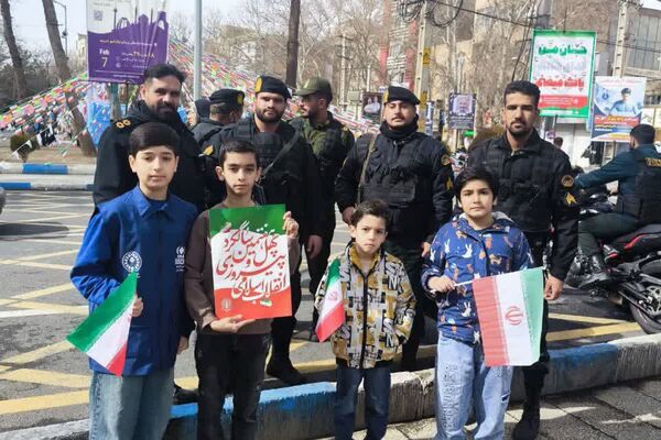 فرزندان ایران از مدارس شهریار تا راهپیمایی