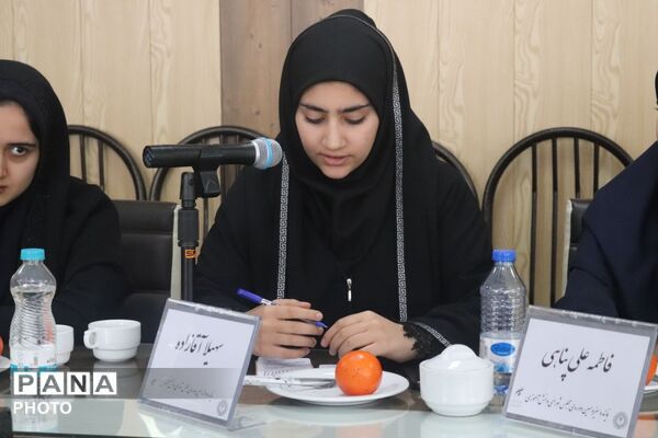 نخستین جلسه هماهنگی نمایندگان دوره دوازدهم و سیزدهم مجلس دانش‌آموزی و اعضای شورای دانش‌آموزی استان آذربایجان شرقی 