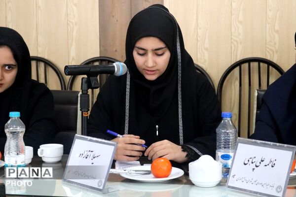 نخستین جلسه هماهنگی نمایندگان دوره دوازدهم و سیزدهم مجلس دانش‌آموزی و اعضای شورای دانش‌آموزی استان آذربایجان شرقی 