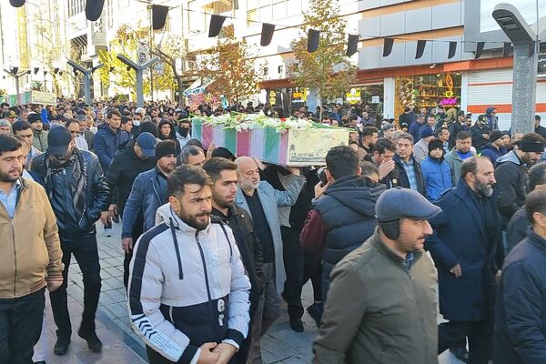 تشییع پیکر مطهر شهدای گمنام در کردستان 