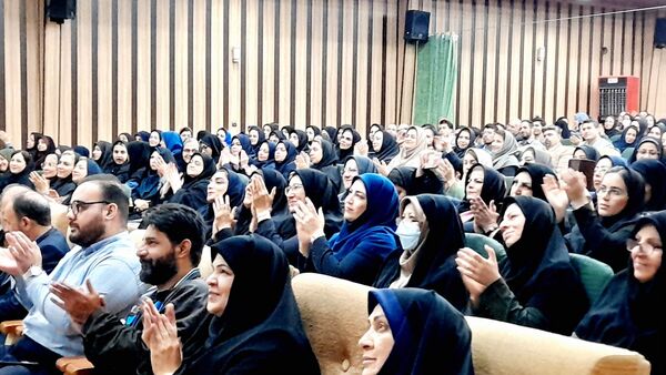 جلسه استانی مشاوران با موضوع «تاب‌آوری و امیدآفرینی در مدارس» در استان البرز