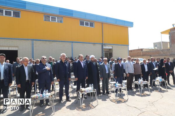  آیین کلنگ‌زنی مدرسه ۶ کلاسه خیرساز در خسروشاه