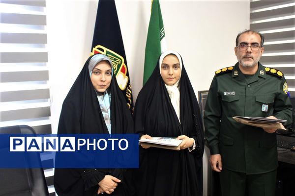 محفل شعر بانوان «رحیل» ویژه کودکان شهید 