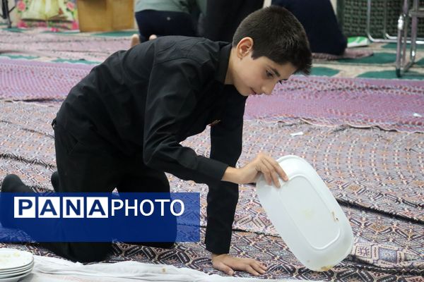 پخت شله مشهدی به مناسبت شب عاشورا 