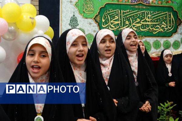 مسجدالقرآن غرق در شادی میلاد کریم اهل بیت(ع)