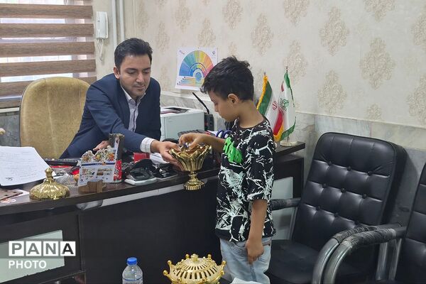 اجرای طرح «در آغوش مدرسه» در دبستان شهید قلنبر ناحیه دو شهرری 