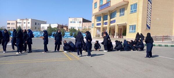 مسابقات درون مدرسه ای در دبیرستان فرهنگ