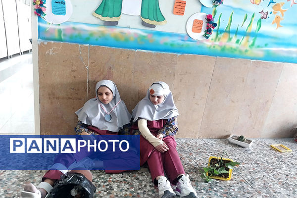 مانور زلزله در مدارس پیشوا «با شعار مدرسه ایمن، جامعه تاب آور»