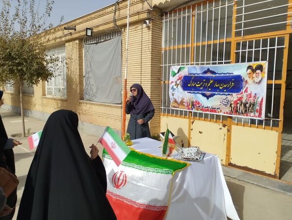  جشن جوانه ها در دبیرستان رفعت کاشمر