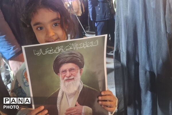 شصت و سومین شب از حضور پر شور و اجتماعات مردمی و بیعت با رهبر سوم انقلاب اسلامی ایران