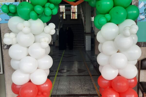 طنین زنگ استکبارستیزی در مدارس منطقه ۵ تهران به صدا در آمد