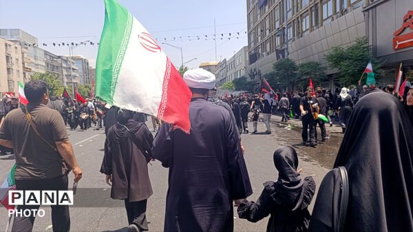 رستاخیز تاریخی لثارات خامنه ای در تهران