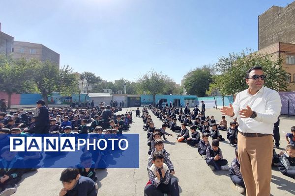 برگزاری جشن ولادت حضرت زینب (س) در ناحیه دو شهرری 