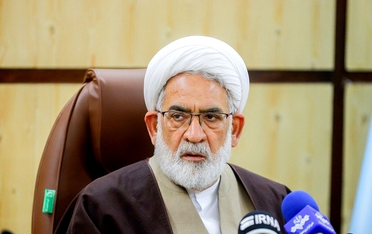 امروز شاهد صدور انقلاب اسلامی و پیام آن به جهان هستیم