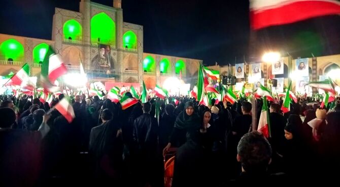 یزد؛ قلبِ تپنده‌ی وطن، در دفاع از آرمان‌ها