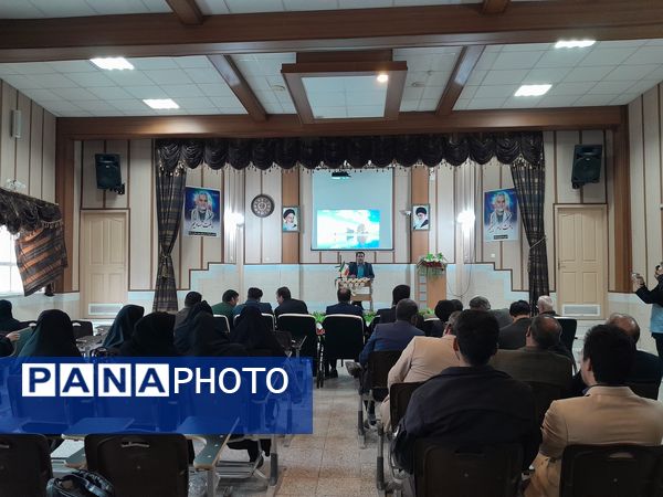 اولین نشست هم‌اندیشی مدیران مدارس مقطع متوسطه اول شهرستان تربت حیدریه 