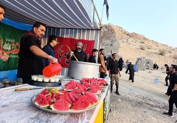 پیاده روی جاماندگان اربعین حسینی  روستای آبگرمک