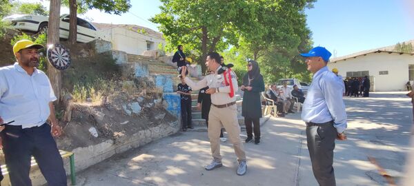 برگزاری مسابقات دارت در اردوی یک روزه مربیان پیشتاز سدبارزو شهرستان شیروان