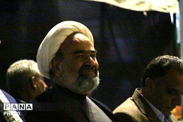 بیعت اصحاب فرهنگ و هنر یزد با رهبر جدید انقلاب 