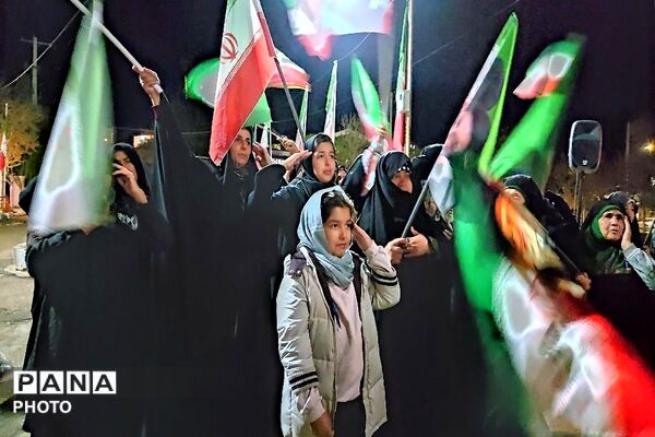 مقاومت در خیابان‌های شهر بار ادامه دارد