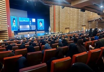 برگزاری همایش تکریم و تجلیل از فرهنگیان منطقه کهریزک 