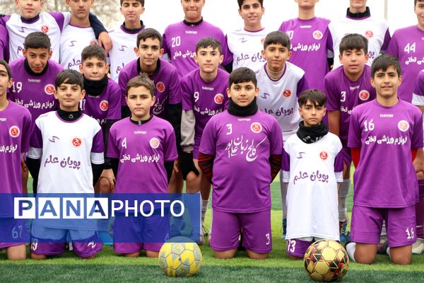 آیین افتتاحیه زمین ورزشی چمن مصنوعی اورین