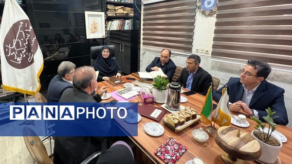 مدرسه‌ای که تاریخ نفس می‌کشد؛ روایت تصویری از سعادت بوشهر